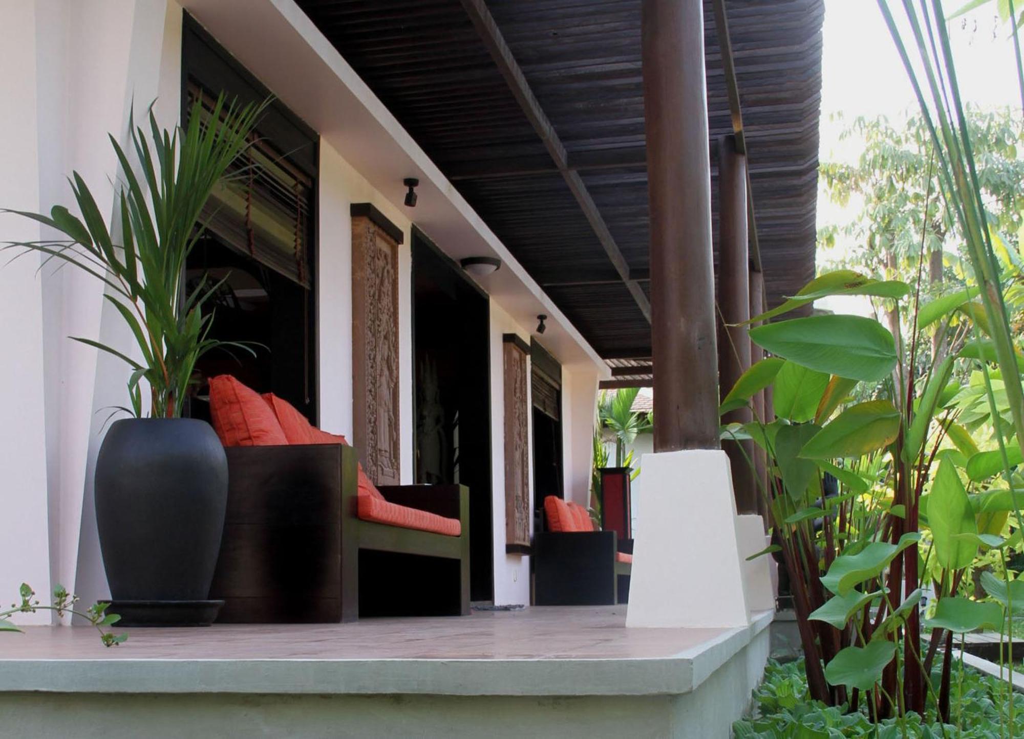 Jaya Villa *